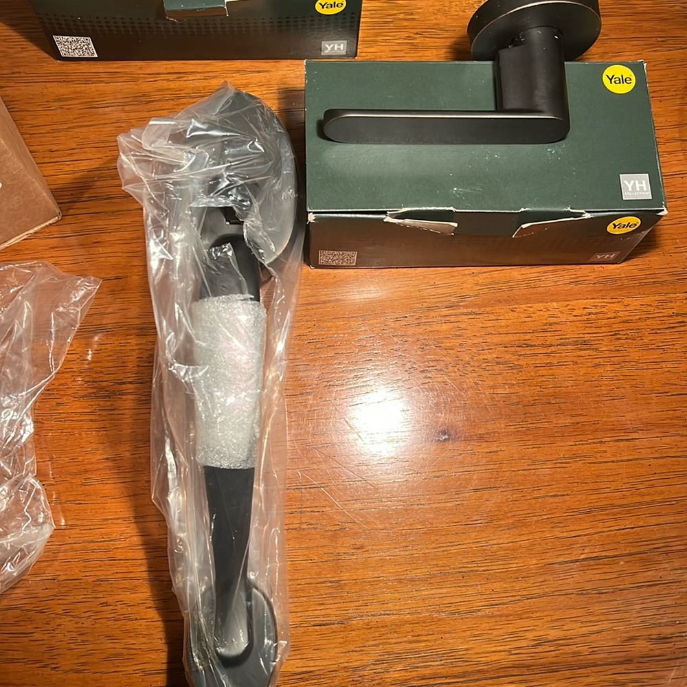 Yale Entry Door Handle